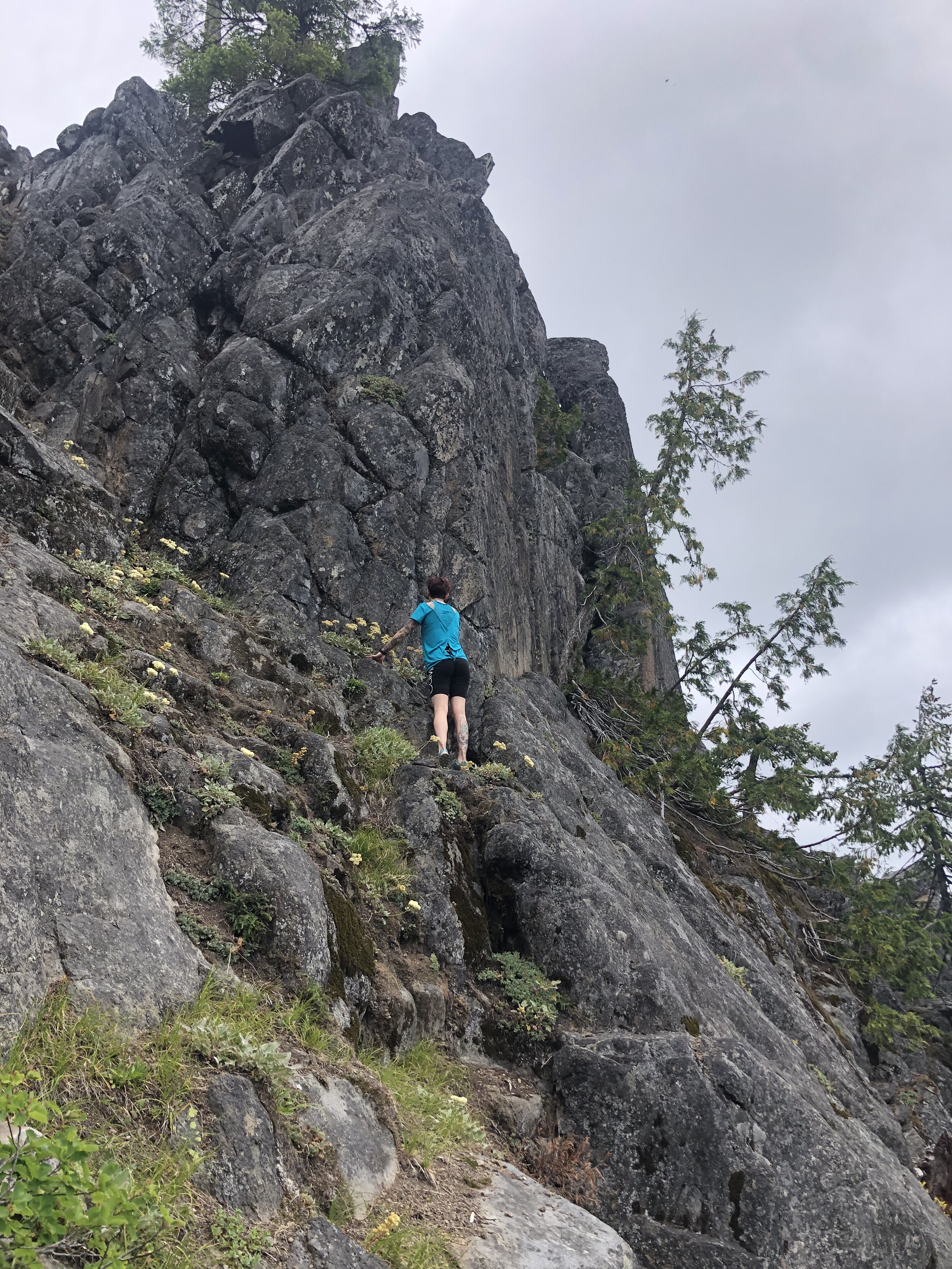 Triangulation peak, boca cave, hike, oregon
